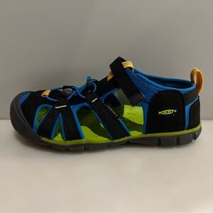 New Keen Youth Seacamp II Water Sandals Black Strappy Shoe - Size 4 / EU36 NIB